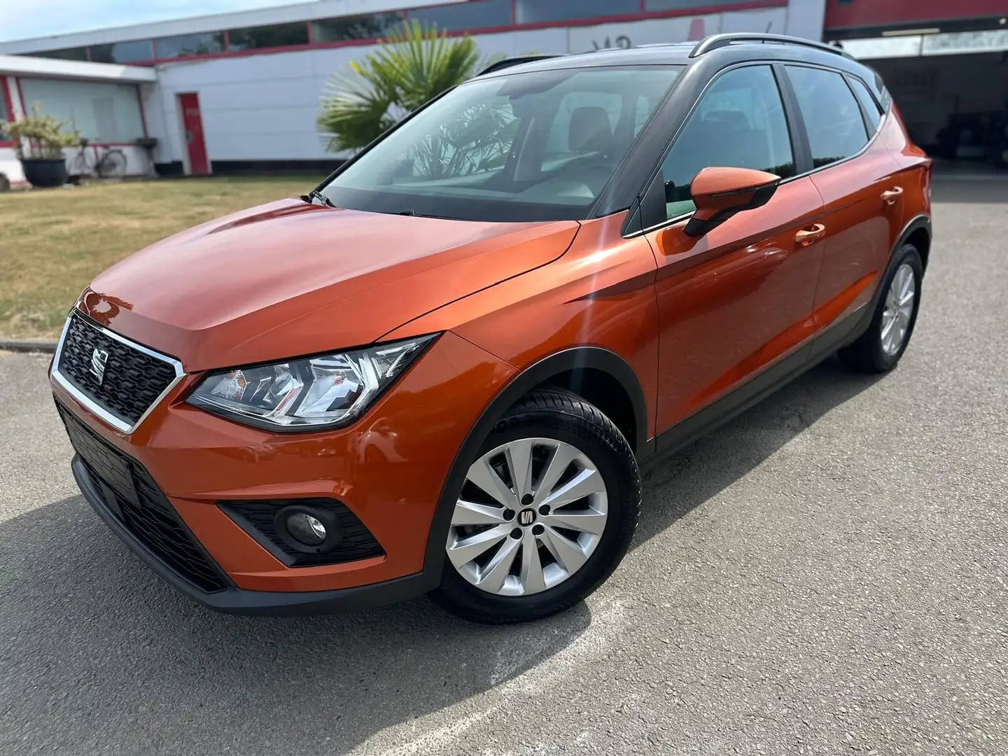 SEAT Arona 1.0 TSI Reference (EU6.2) Orange - 1