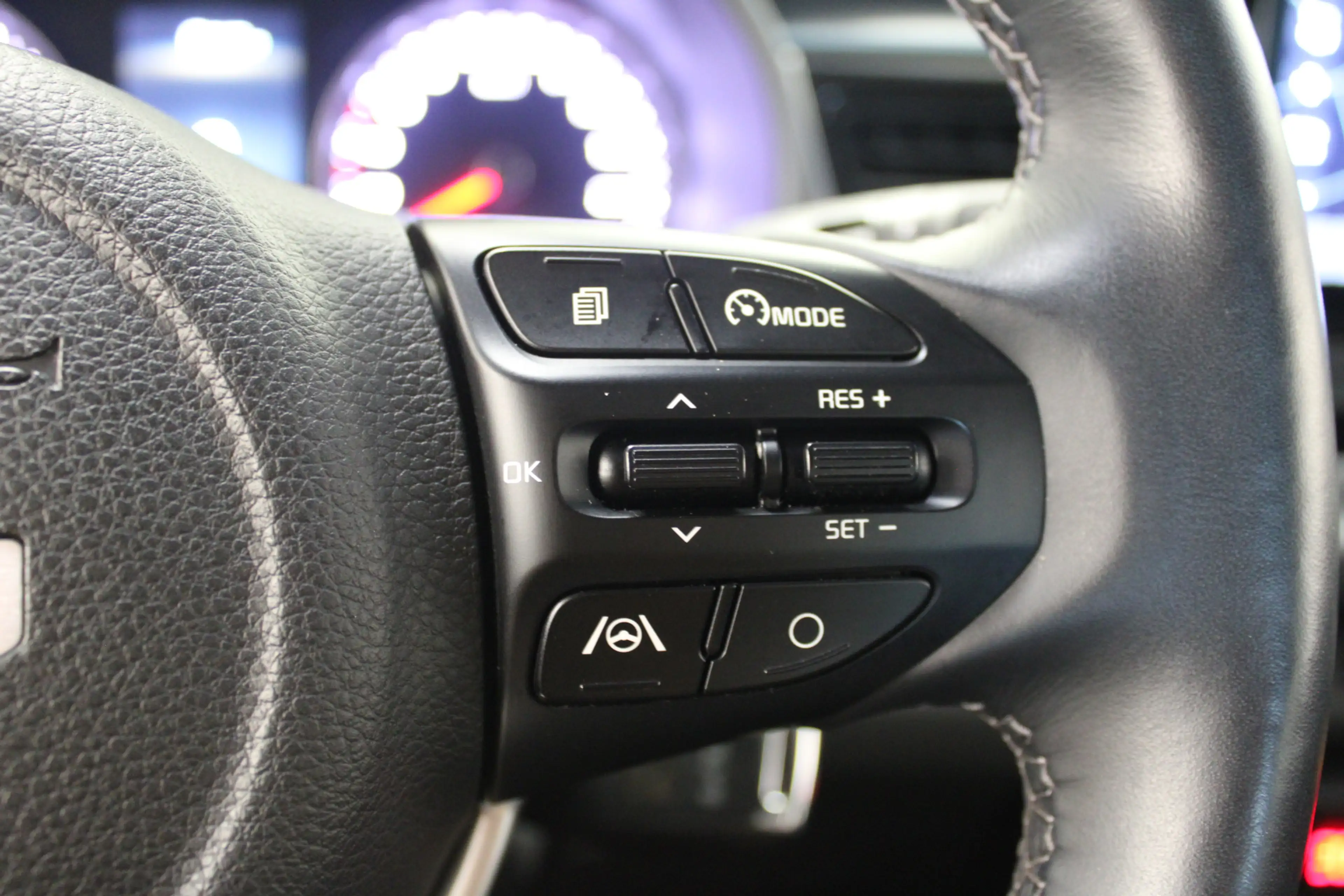 Kia Rio 1.2 Vision — photo 14
