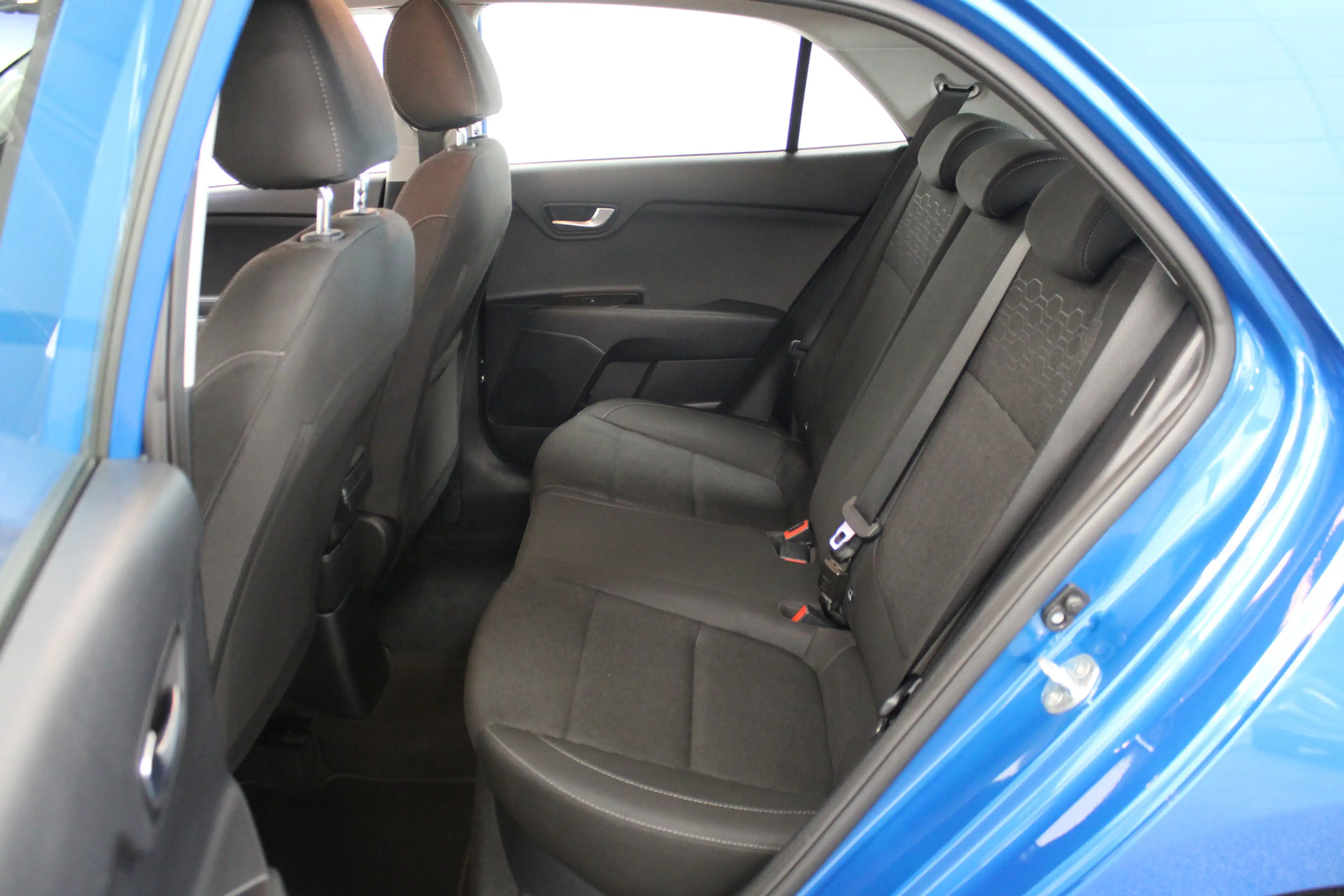 Kia Rio 1.2 Vision — photo 11