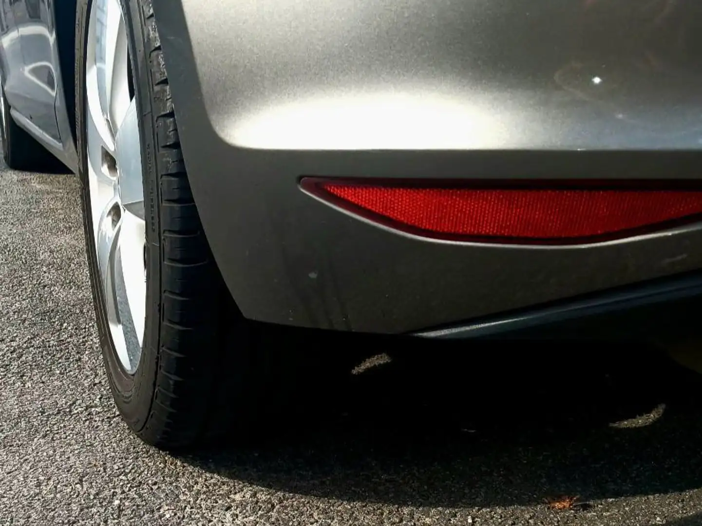 Volkswagen Golf Golf 1.6 TDI BlueMotion Technology Beige - 2