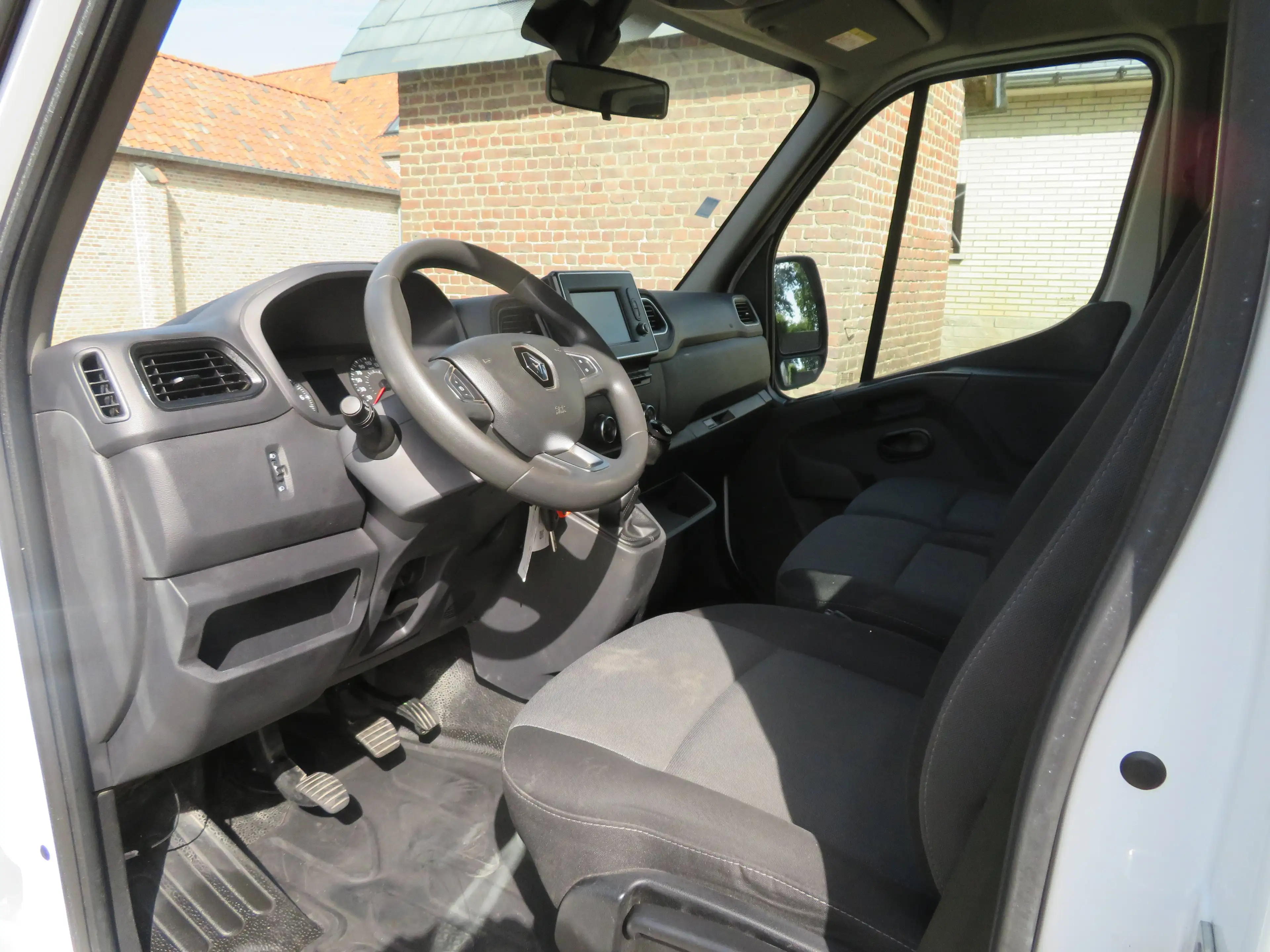 Renault Master 2.3dCi DC - L3 - Flatbed — photo 12
