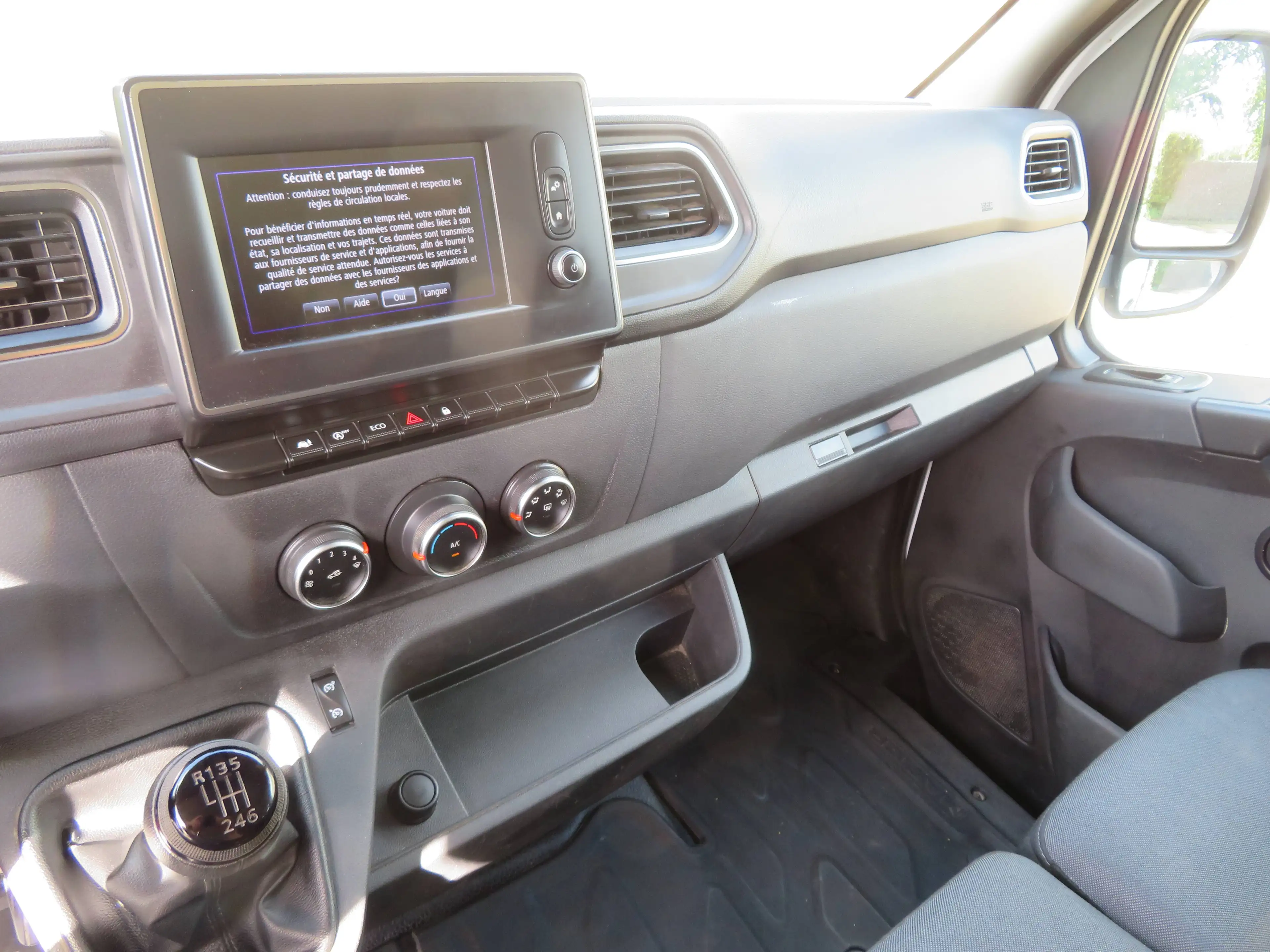 Renault Master 2.3dCi DC - L3 - Flatbed — photo 13