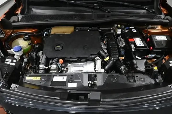 Peugeot 2008 2022, foto 7