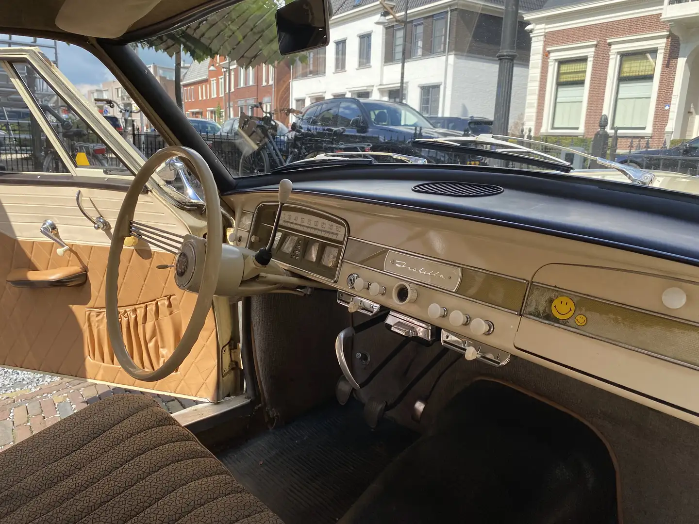 Borgward Isabella - 1