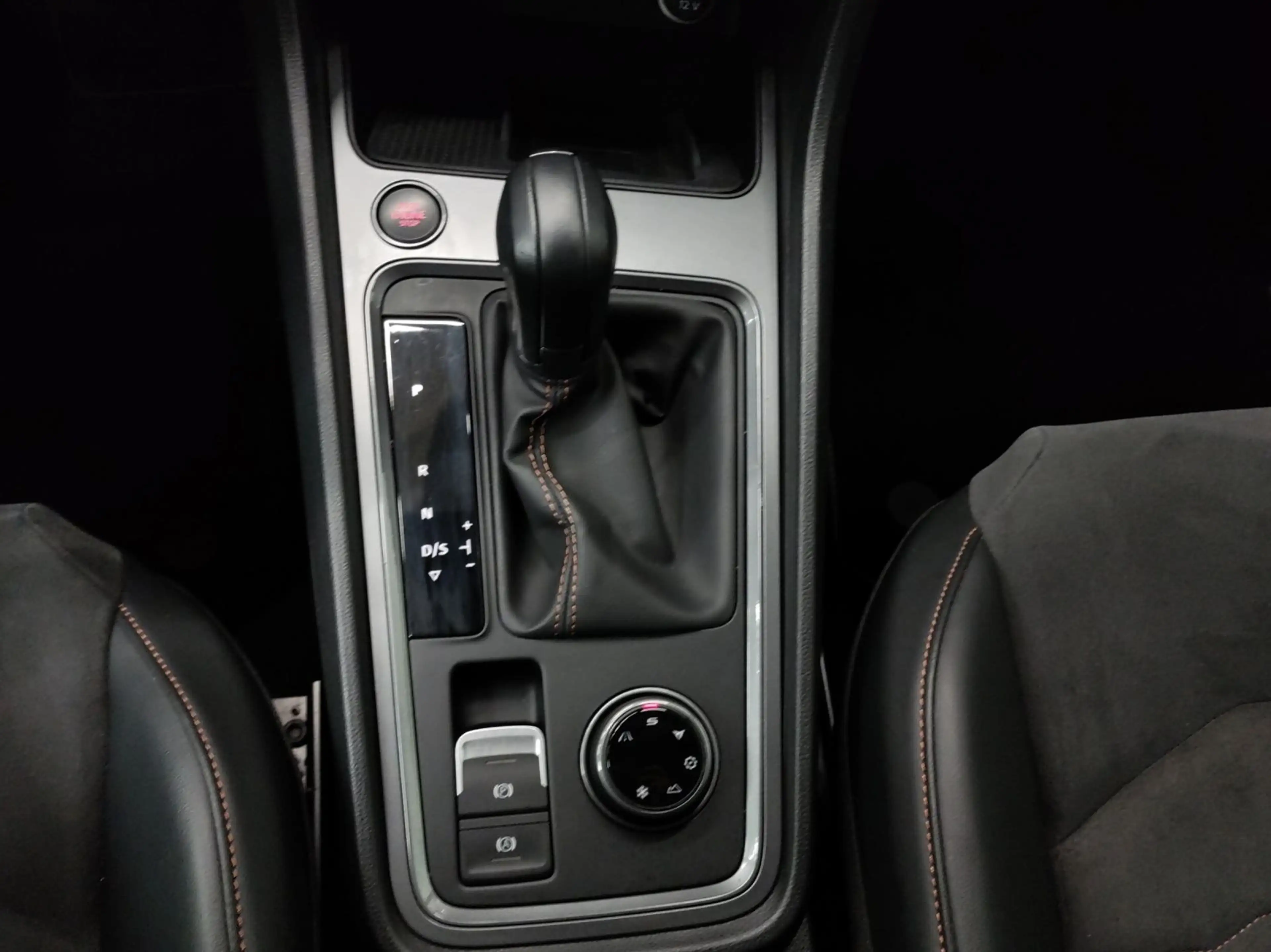 CUPRA Ateca 2.0 TSI DSG 4D AHK eKLAPPE BEATS ACC TOPVI — photo 12