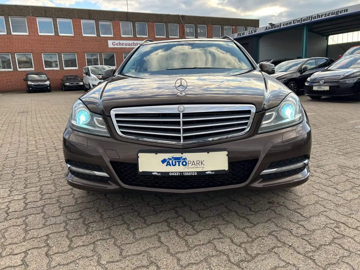 Mercedes-Benz C 220 C -Klasse T-Modell CDI BlueEfficiency Braun - 2