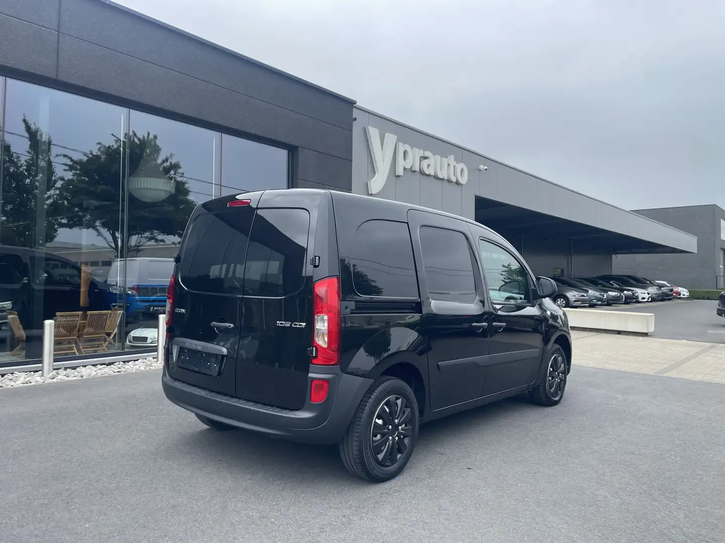 Mercedes-Benz Citan 108 CDI Airco GPSbyApp Bleutooth Elec ruiten Zwart - 2