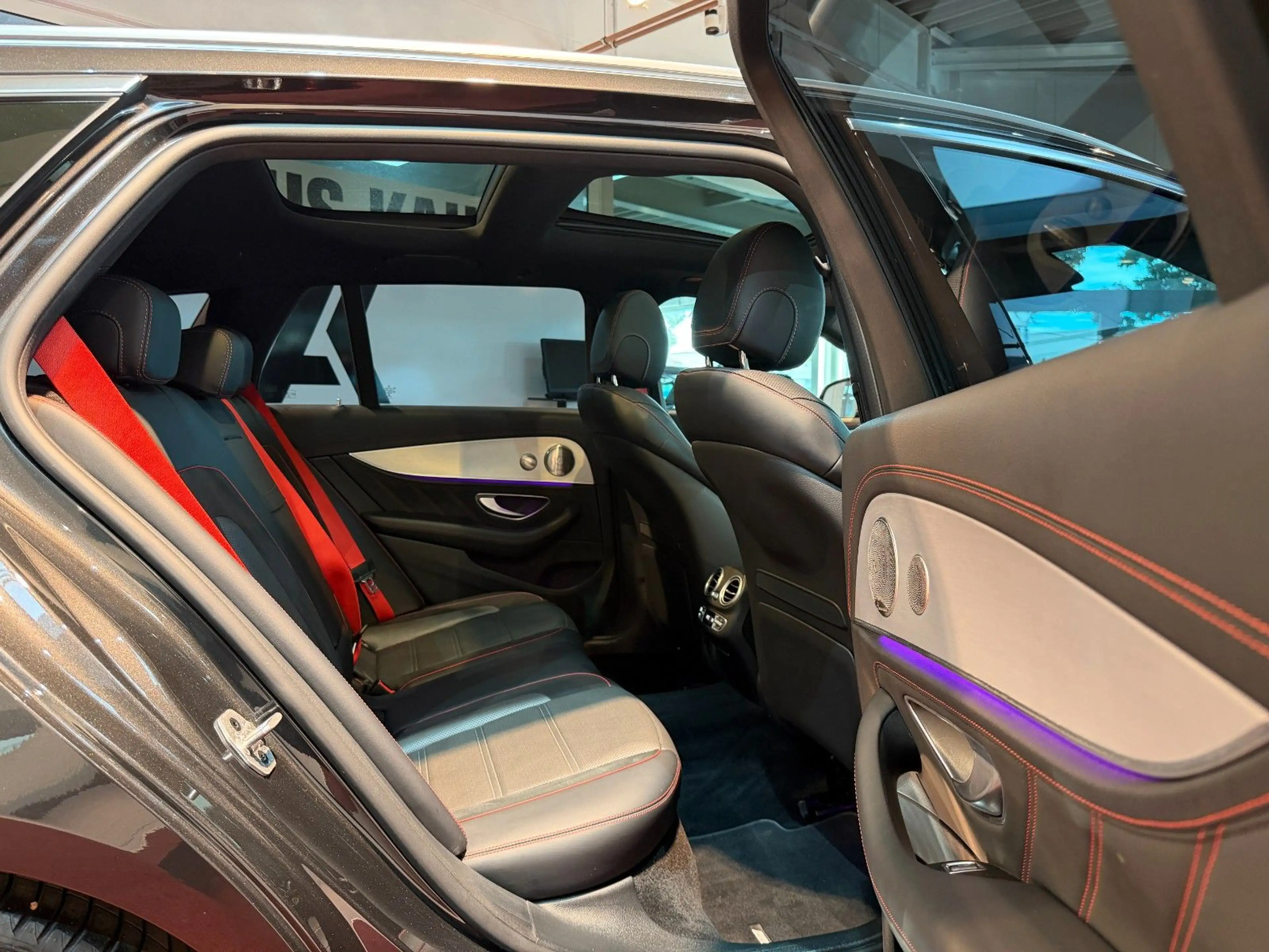 Mercedes-Benz E 53 AMG 4Matic+ T AMG Speedshift 9G *LED*Virtua — photo 9