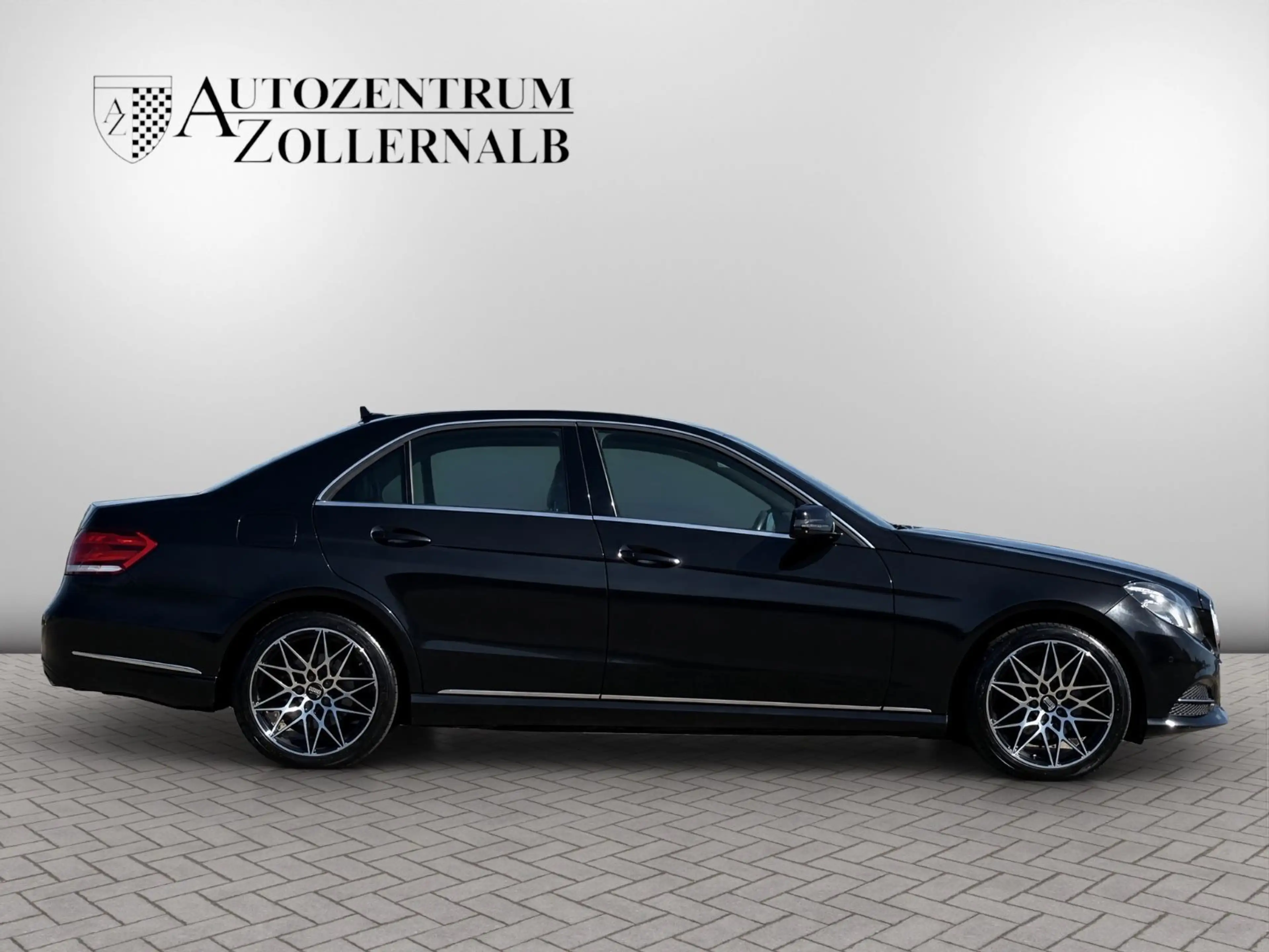 Mercedes-Benz E 200 BlueTEC 7G-TRONIC Avantgarde *TOP ZUSTAND* — photo 7