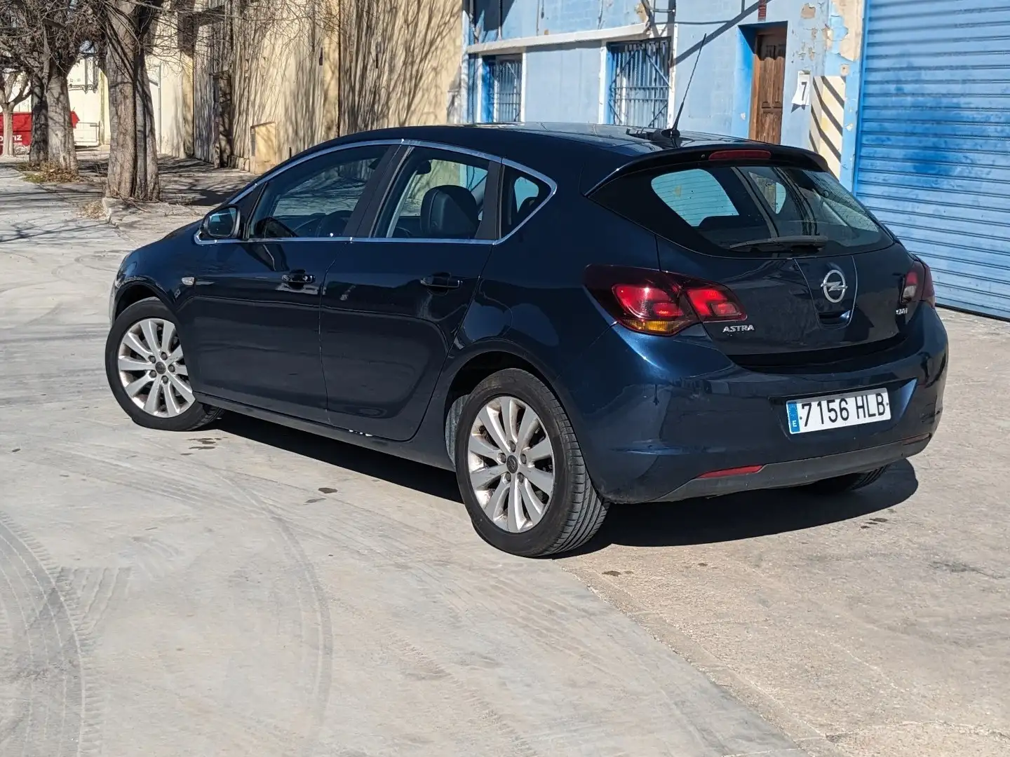 Opel Astra 1.7CDTI Excellence 125 Azul - 2