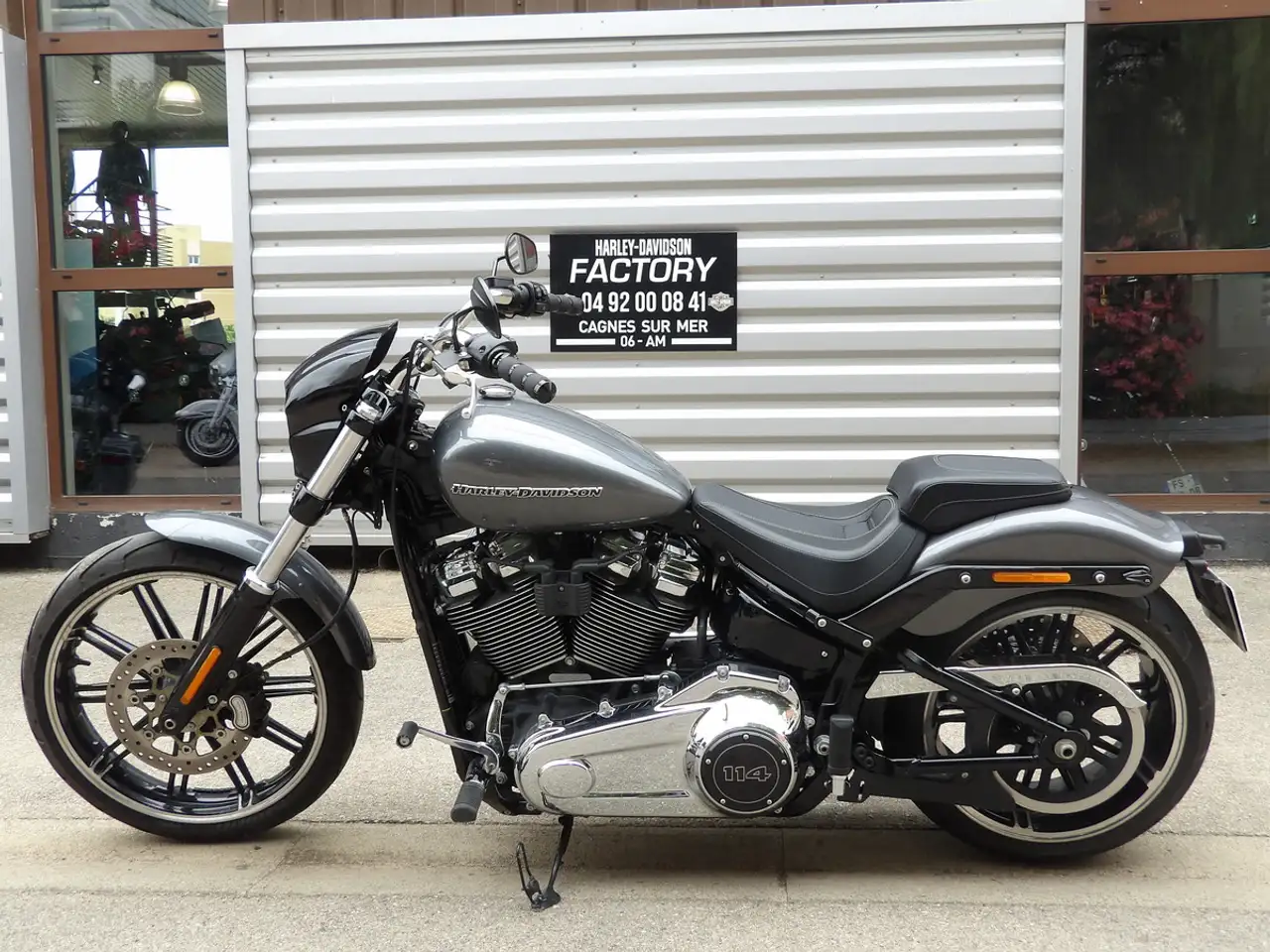 Harley-Davidson Breakout