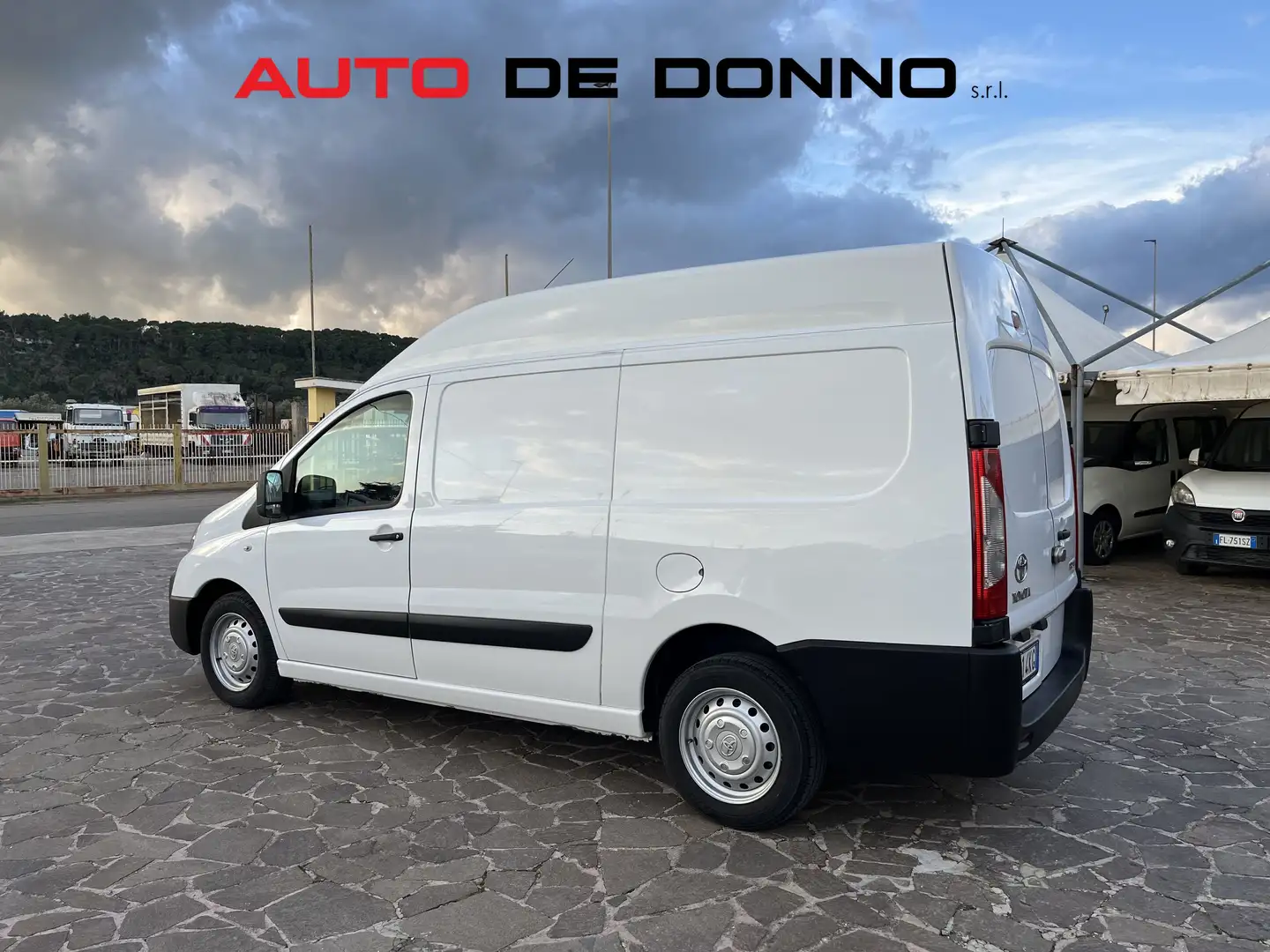 Toyota Proace MAXI 2.0 M-JET L2H2 130CV OFFICINA MOBILE Bianco - 2