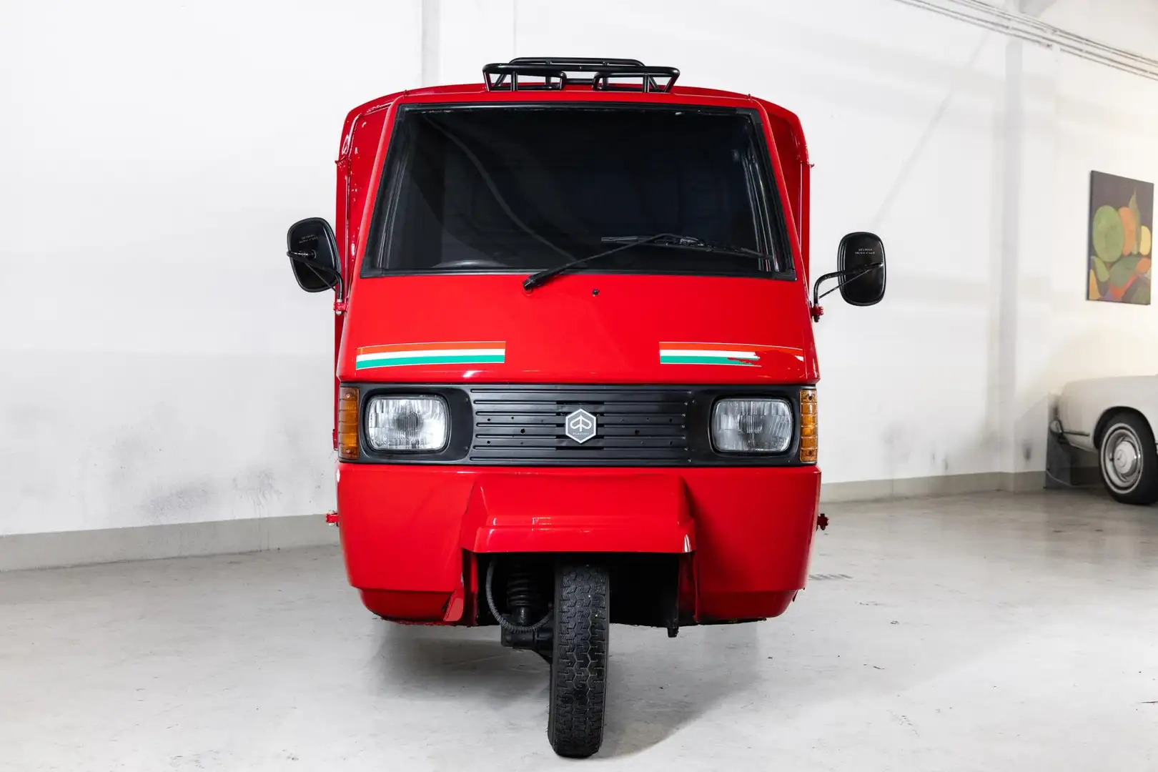 Piaggio Ape - Ferrari Coffee Service - Carbon Interior - Rood - 2