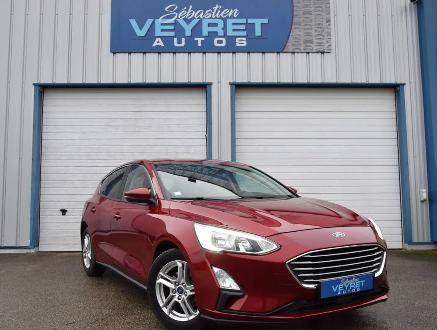 Ford Focus 1.0 ECOBOOST 100 S&S TREND BUSINESS 1ère MAIN Rouge - 1