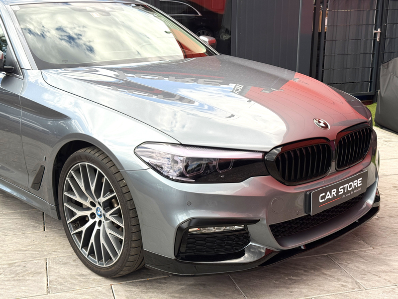 BMW 530 e|Schiebed|HUD|Leder|Navi|Standk|ServiceHistorie — photo 2