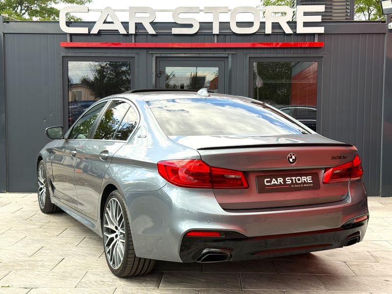 BMW 530 e|Schiebed|HUD|Leder|Navi|Standk|ServiceHistorie — photo 4