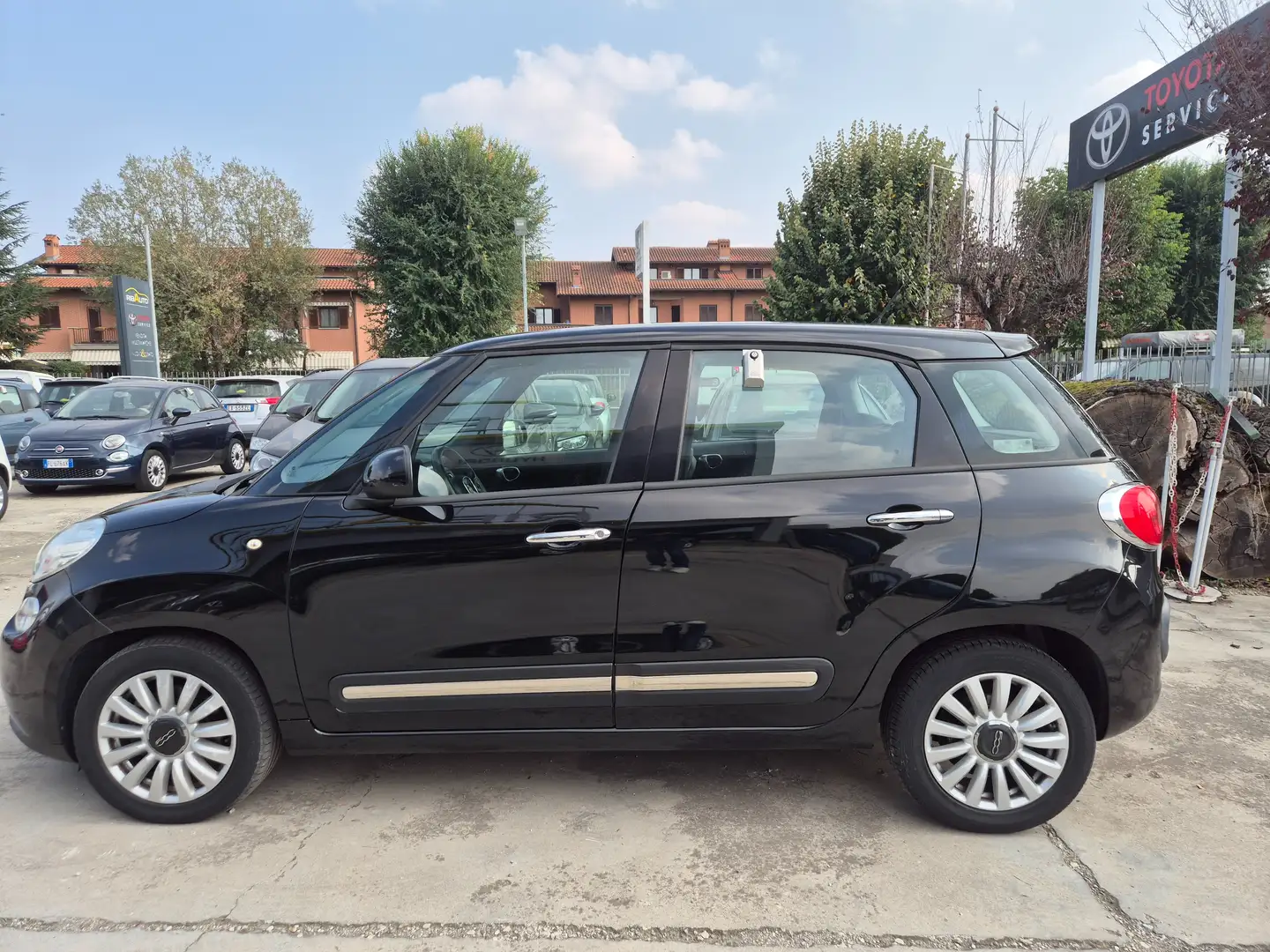 Fiat 500L 1.3 Multijet 85 CV Lounge Nero - 2