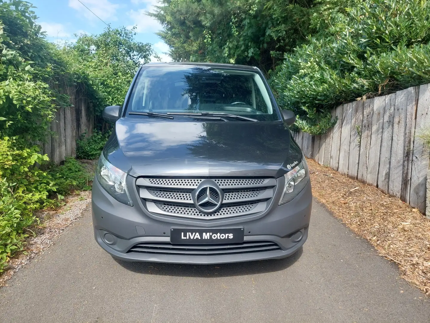 Mercedes-Benz Vito 2.0 BlueTEC AUTOMATIQUE 9G-Tr. 16500€ HTVA net Zwart - 2