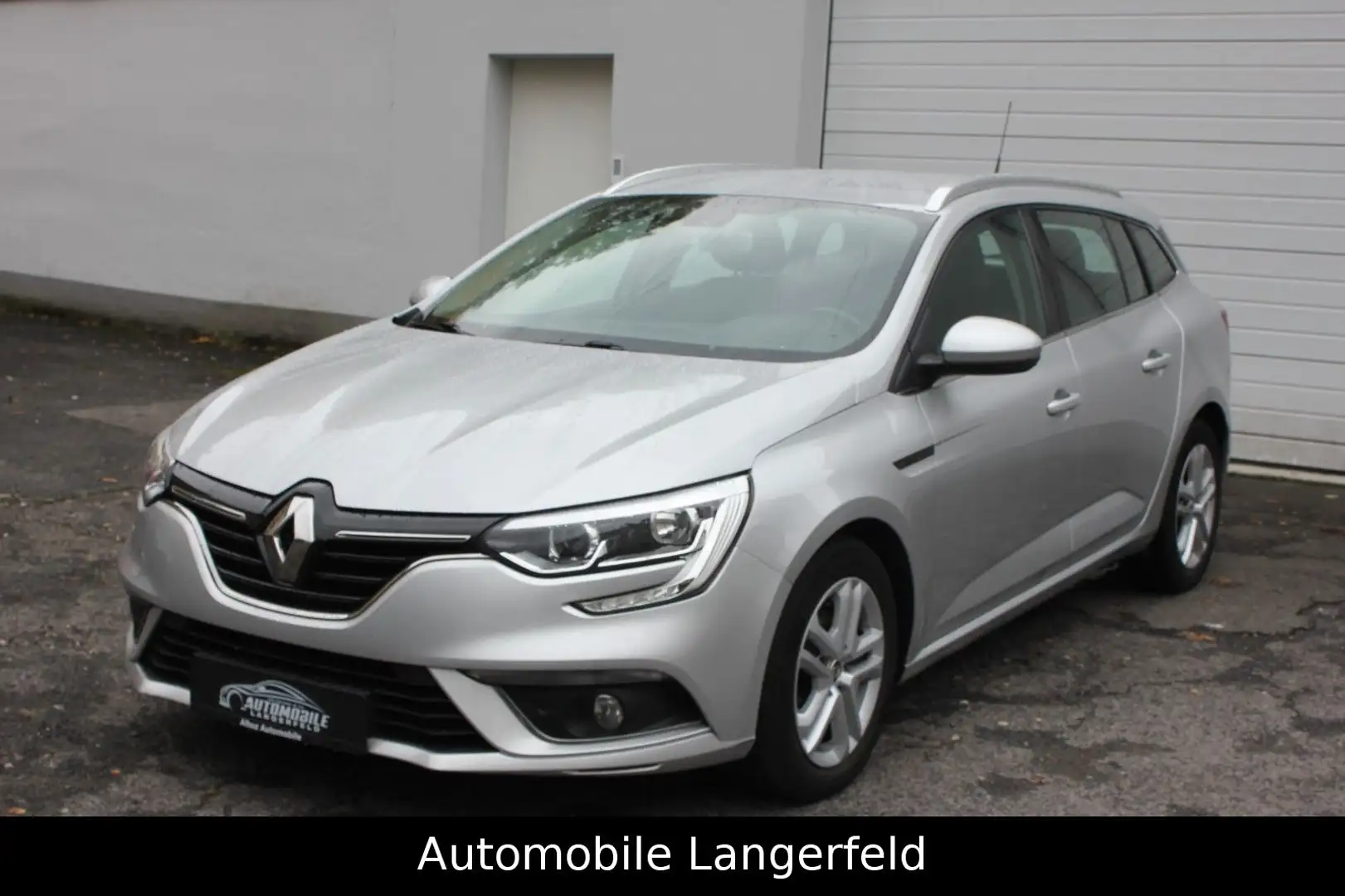 Renault Megane IV Grandtour Business Edition TEMP NAVI Grau - 2