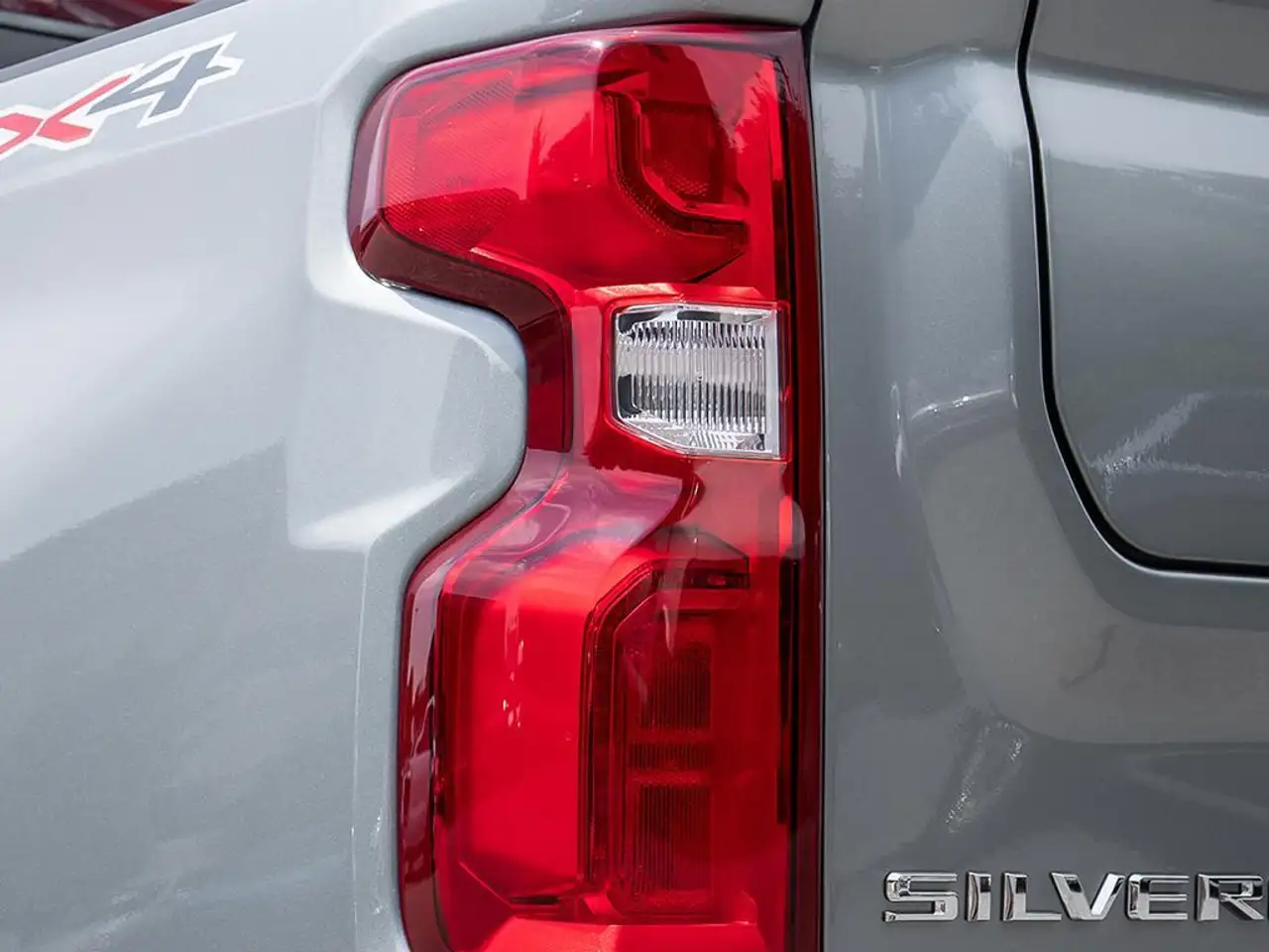 Chevrolet Silverado 1500 снимка Chevrolet Silverado 1500