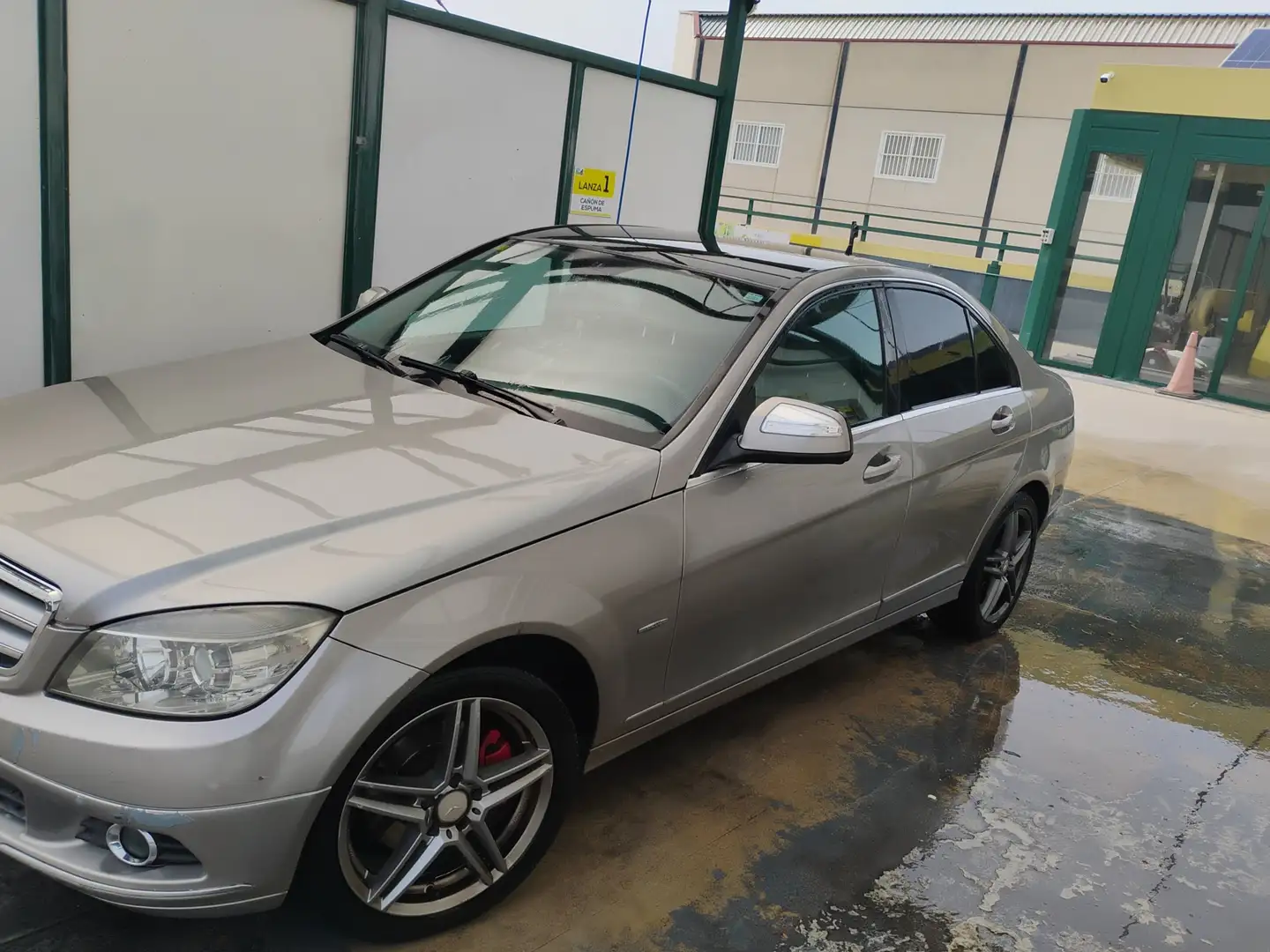 Mercedes-Benz C 200 - 2