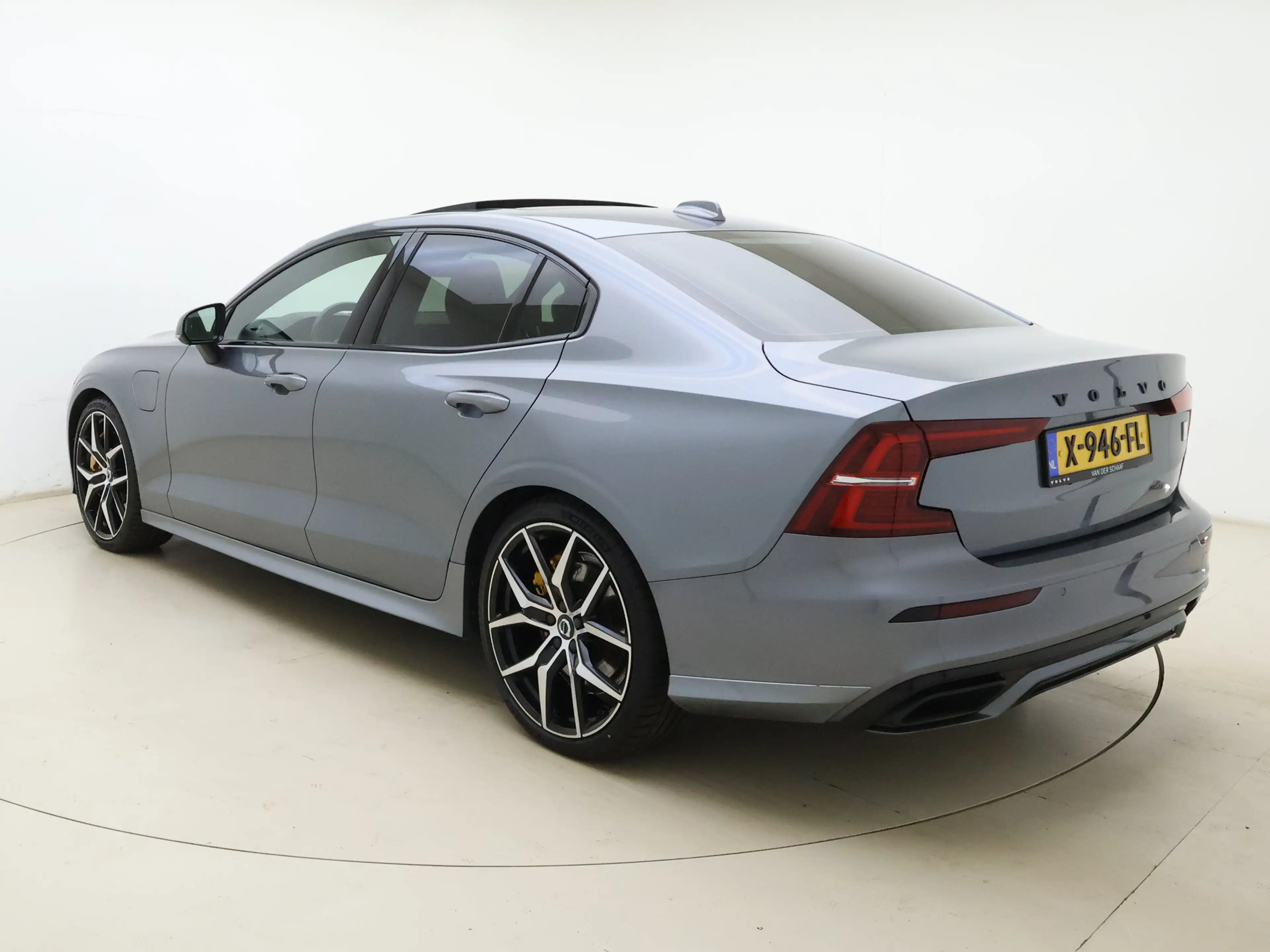 Volvo S60 T8 405pk AWD Polestar Engineered / Panoramadak / 2 — photo 9