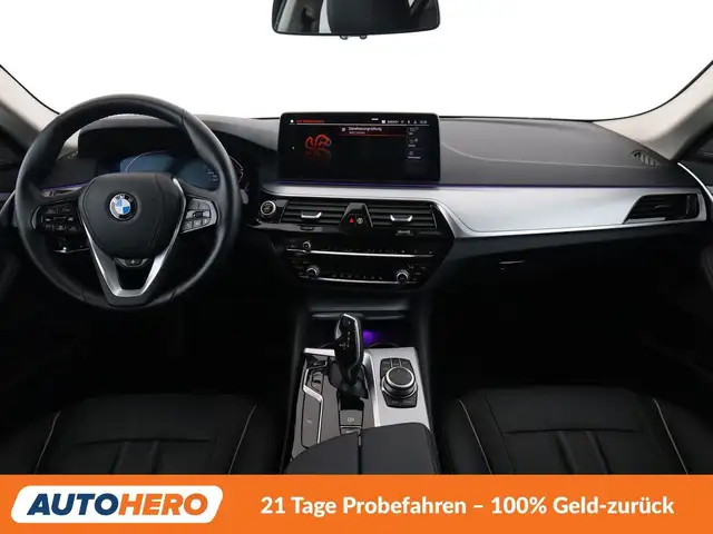 BMW 5 Series view 12