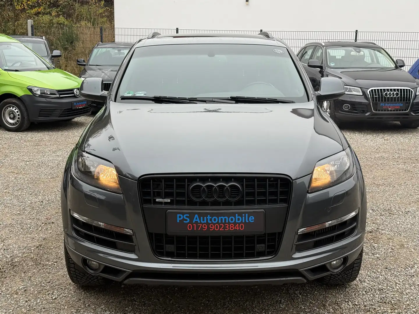 Audi Q7 3.0 TDI quattro (180kW)*7 Sitze*Pano*Top Gris - 2