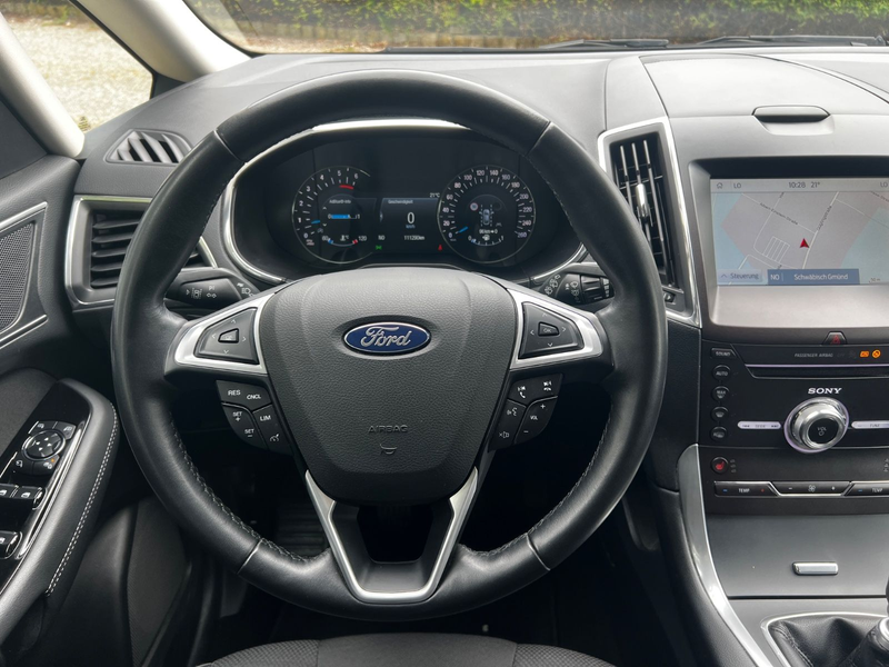 Ford S-Max S-MAX Titanium/AHK/LED/1-HAND/HU-NEU° — photo 10