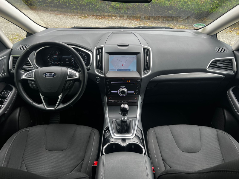 Ford S-Max S-MAX Titanium/AHK/LED/1-HAND/HU-NEU° — photo 12