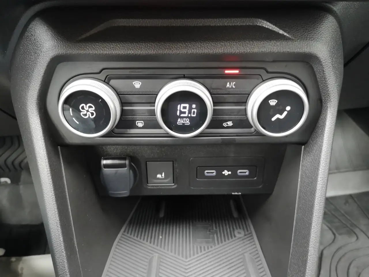 Dacia Jogger Extreme Hybrid 155 7-sitzig, миниатюра 17