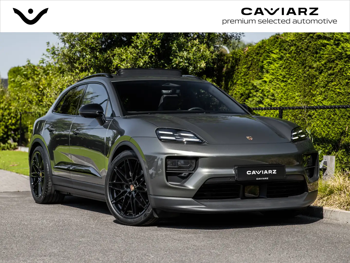 PORSCHE Macan