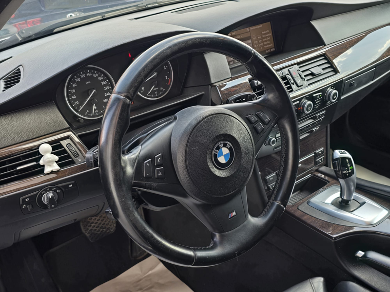 BMW 525 Xi Österreich Paket Aut. — photo 8