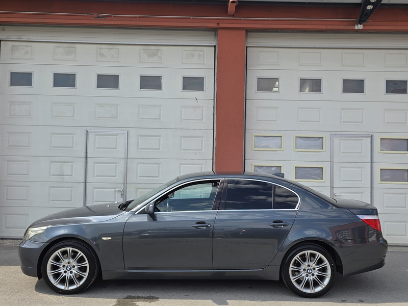 BMW 525 Xi Österreich Paket Aut. — photo 6