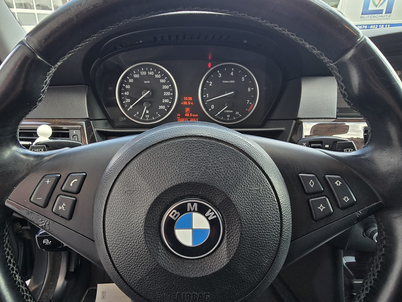 BMW 525 Xi Österreich Paket Aut. — photo 10