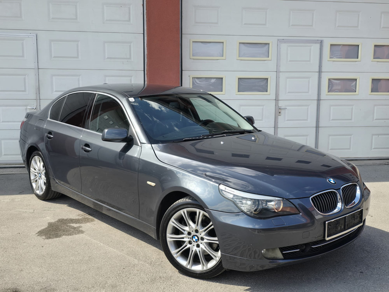 BMW 525 Xi Österreich Paket Aut. — photo 2