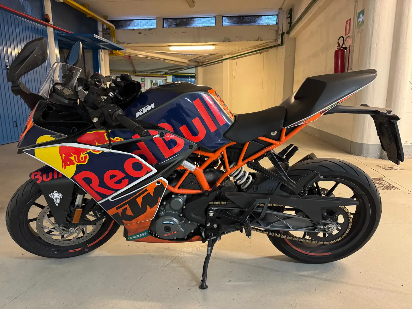 KTM RC 390 RedBull 2021 ABS - 2