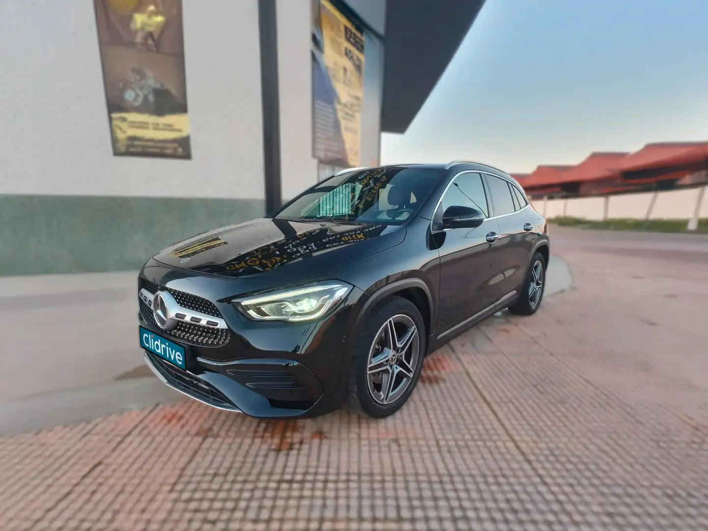 Mercedes-Benz GLA 200 D Negro - 2