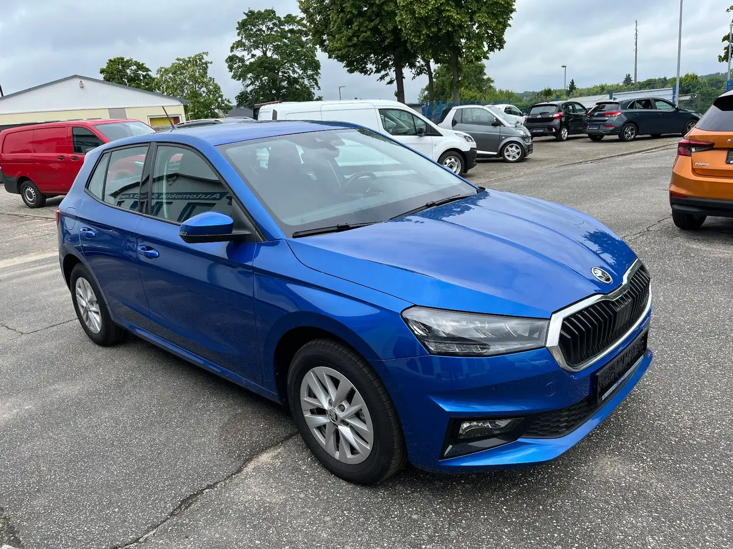 Skoda Fabia 1,0 TSI*Selection*Navi-L./Alu/1.Hd./SH/PDC Bleu - 2