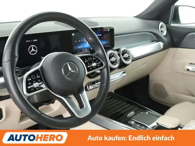 Mercedes-Benz GLB view 11