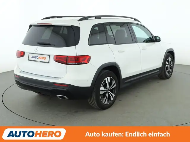 Mercedes-Benz GLB view 6