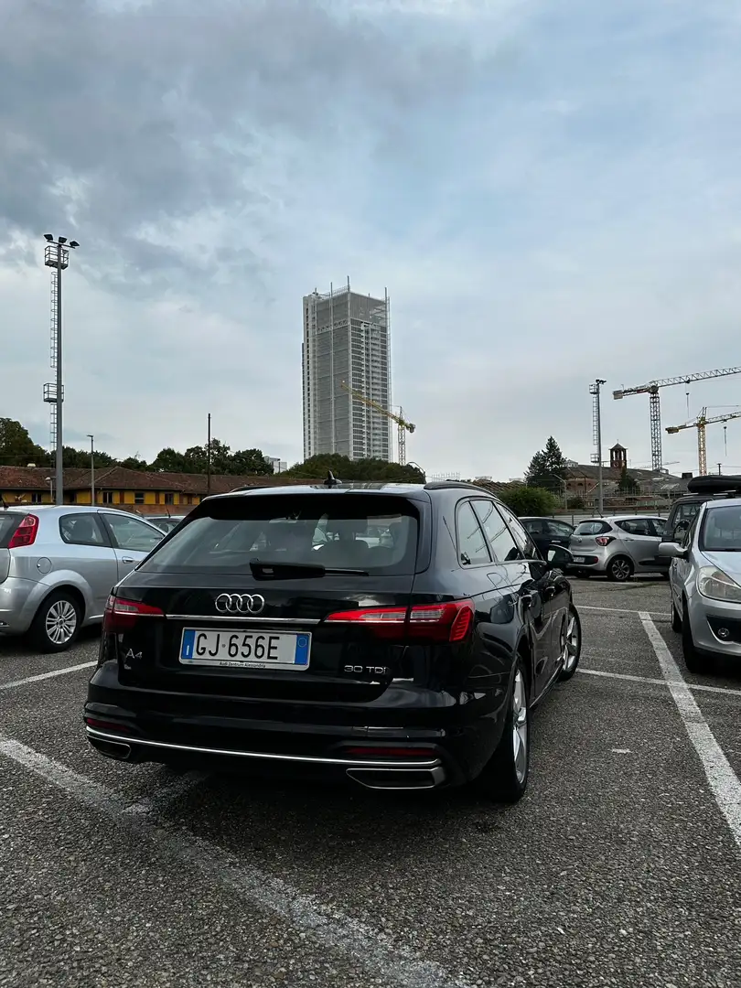 Audi A4 Avant 30 2.0 tdi mhev Business 136cv s-tronic - 1