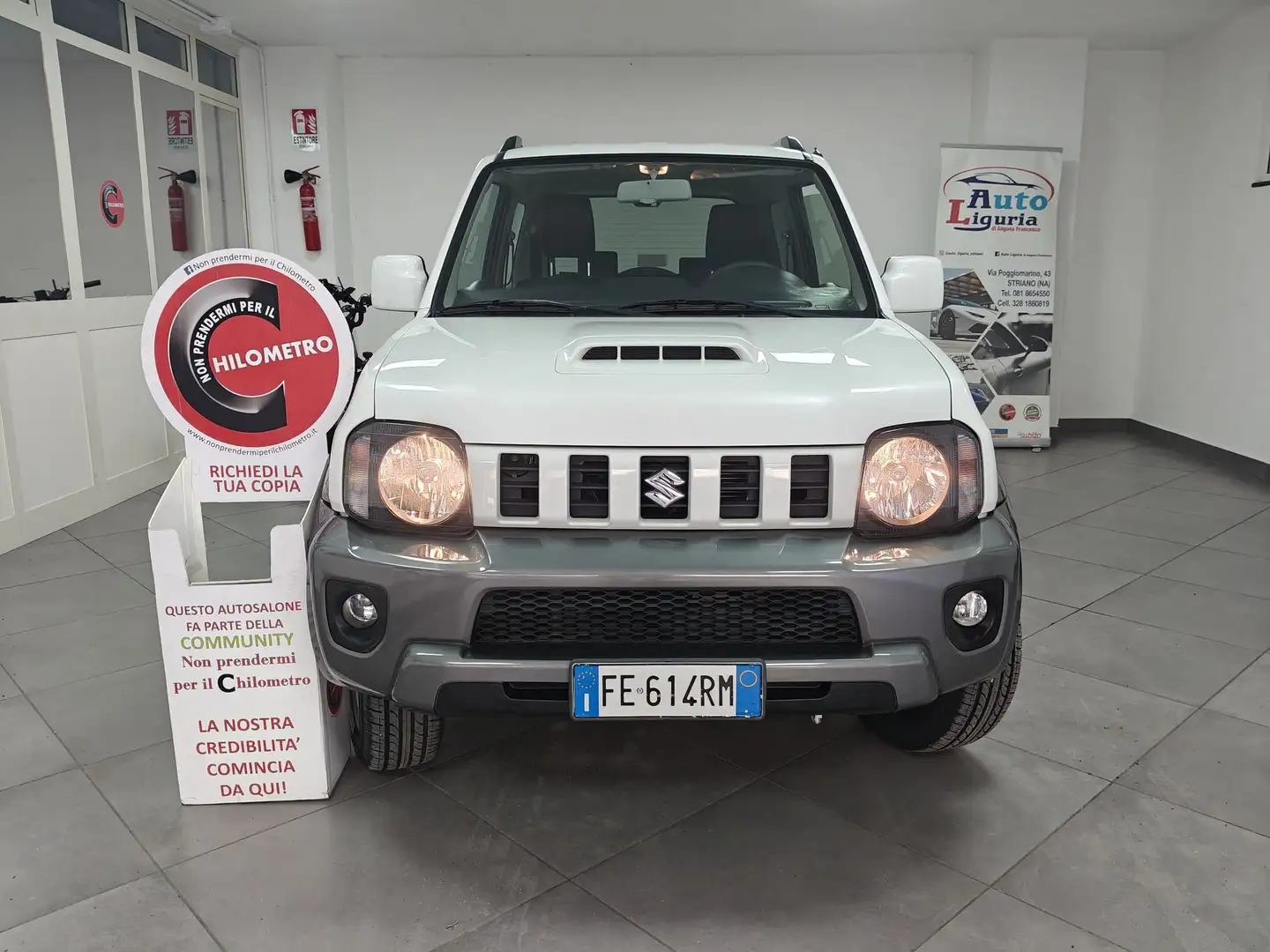 Suzuki Jimny 1.3 VVT Evolution+ 4WD A/T 3p Weiß - 2