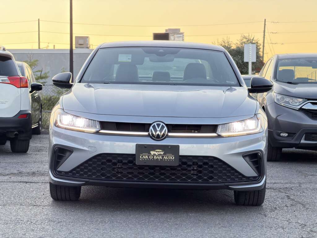 2026 Volkswagen Jetta Comfortline Sports Package Auto — снимка 1