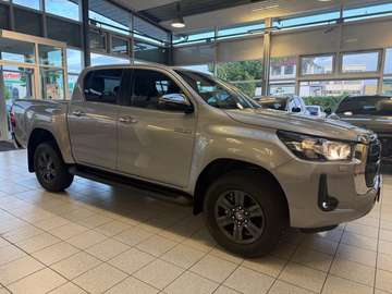 HILUX 4x4 DOUBLE CAB-AUTOMATIK-COMFORT-ON STOCK