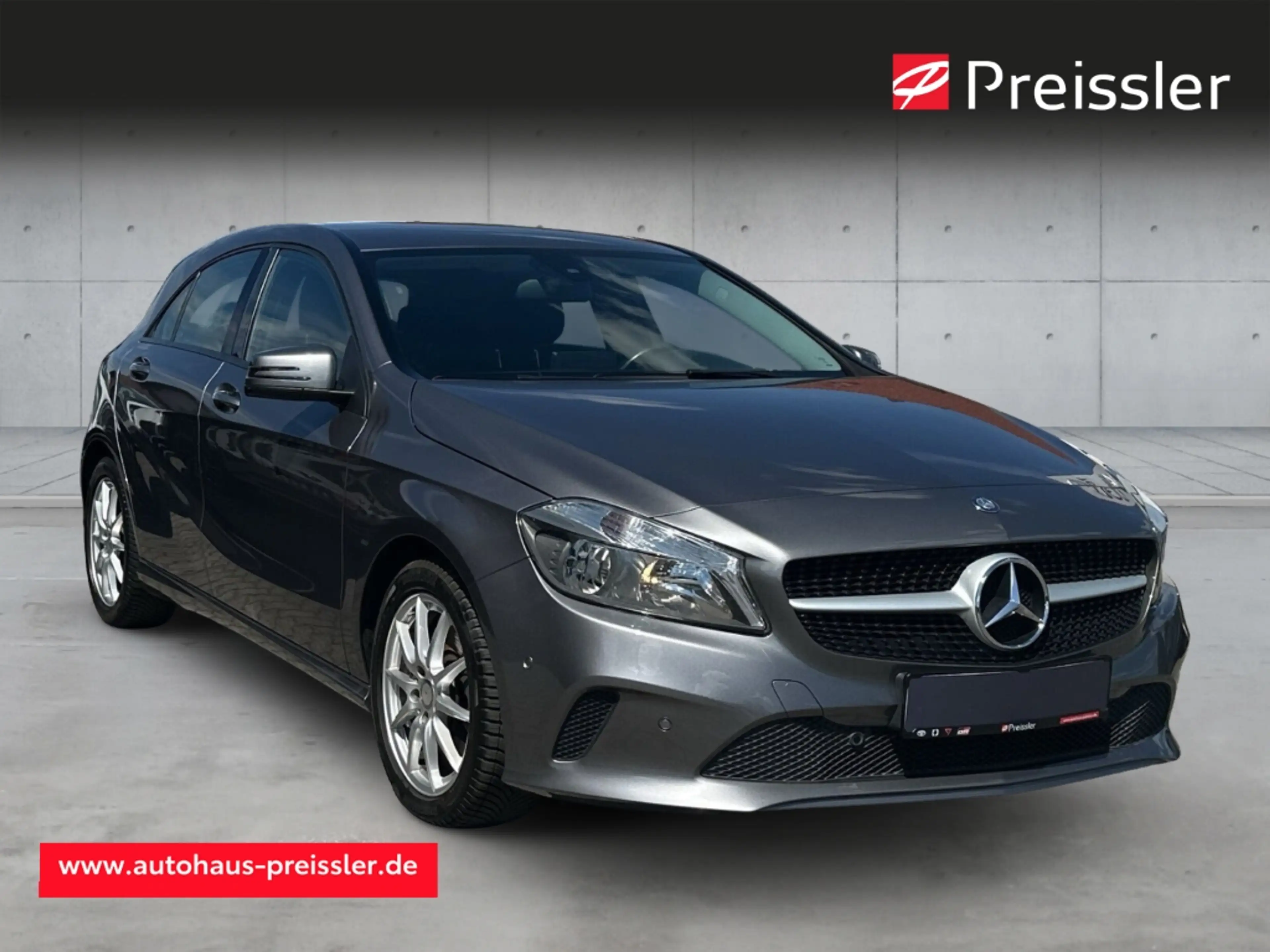 Mercedes-Benz A 250 BlueEfficiency Standard Navi SHZ Keyless Start Par — photo 12
