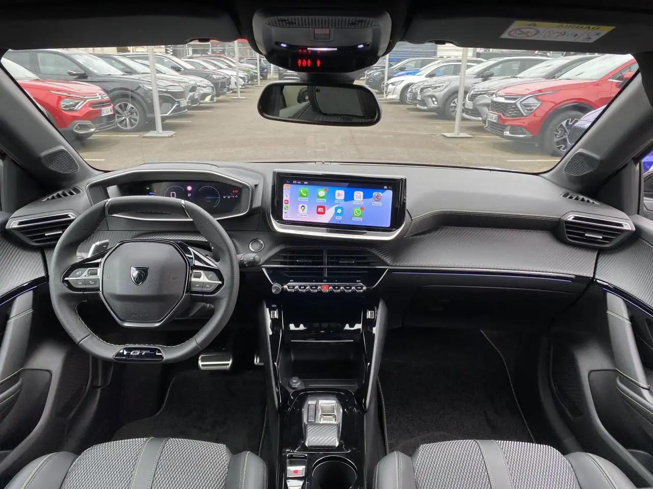 Peugeot 208 208 — photo 5