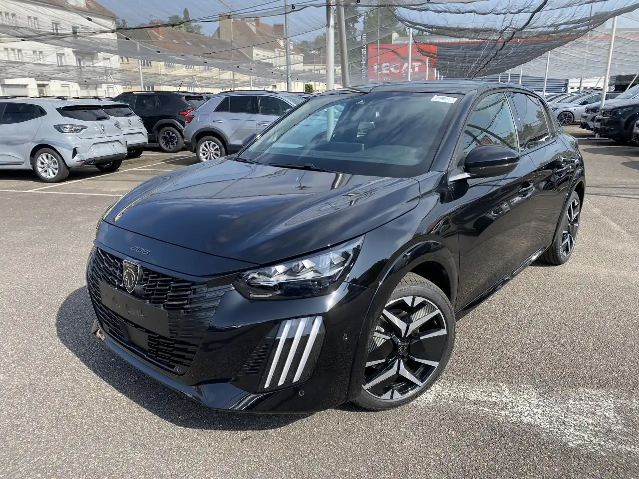 Peugeot 208 208