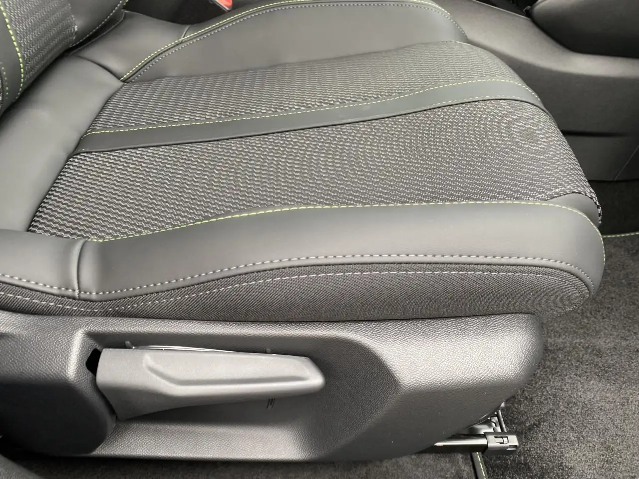 Peugeot 208 208 — photo 9