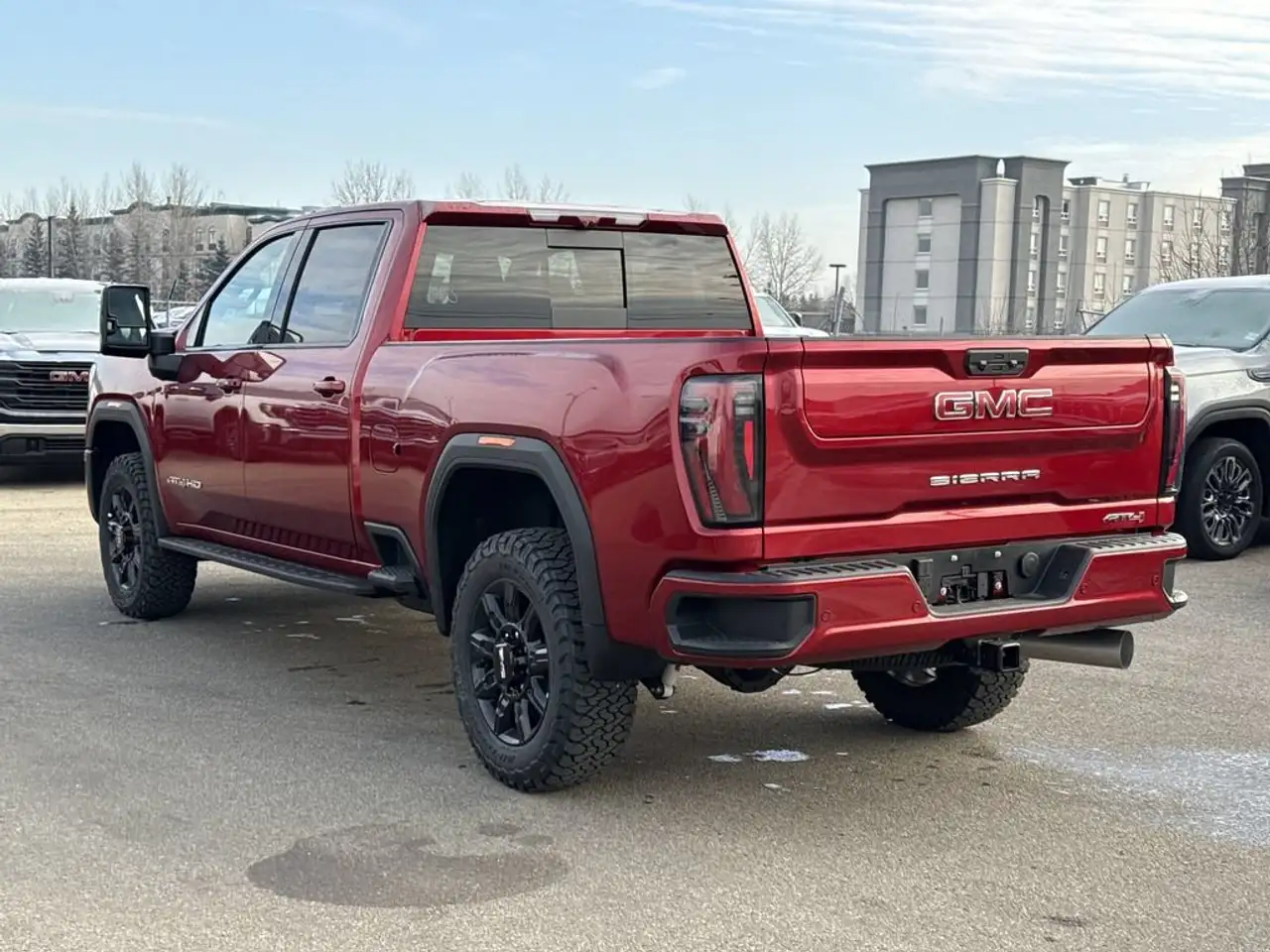 GMC Sierra 3500HD снимка GMC Sierra 3500HD